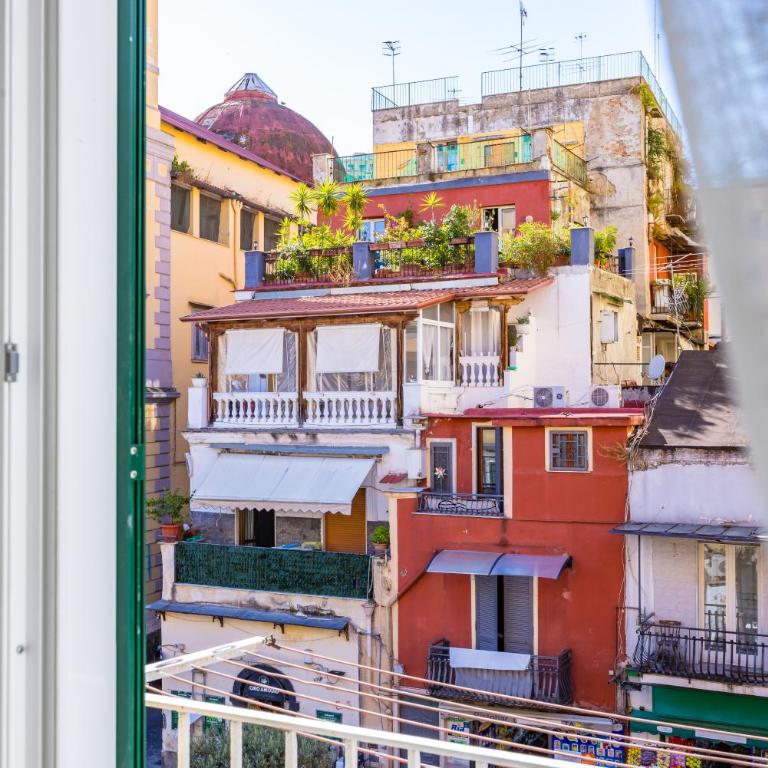 Montesanto Ventidue - Triple Room with Balcony - 16