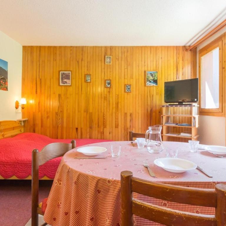 Appartement cosy au centre de Montchavin avec balcon - One-Bedroom Apartment - 1