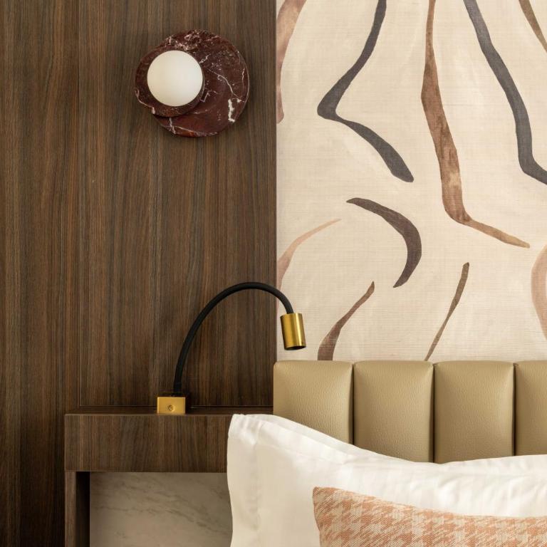 Best Western Au Trocadéro - Chambre Lits Jumeaux Confort avec Barres d’Appui - Accessible aux Personnes à Mobilité Réduite - 4