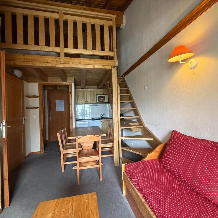 Appartement 2 Pièces avec Mezzanine pour 6 pers, Balcon Sud, Accès Pistes - Les Menuires - Appartement 2 Chambres - 1