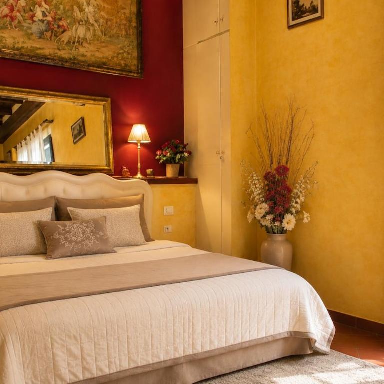 Real Rustic Tuscany Style In Center - One-Bedroom Apartment - 5