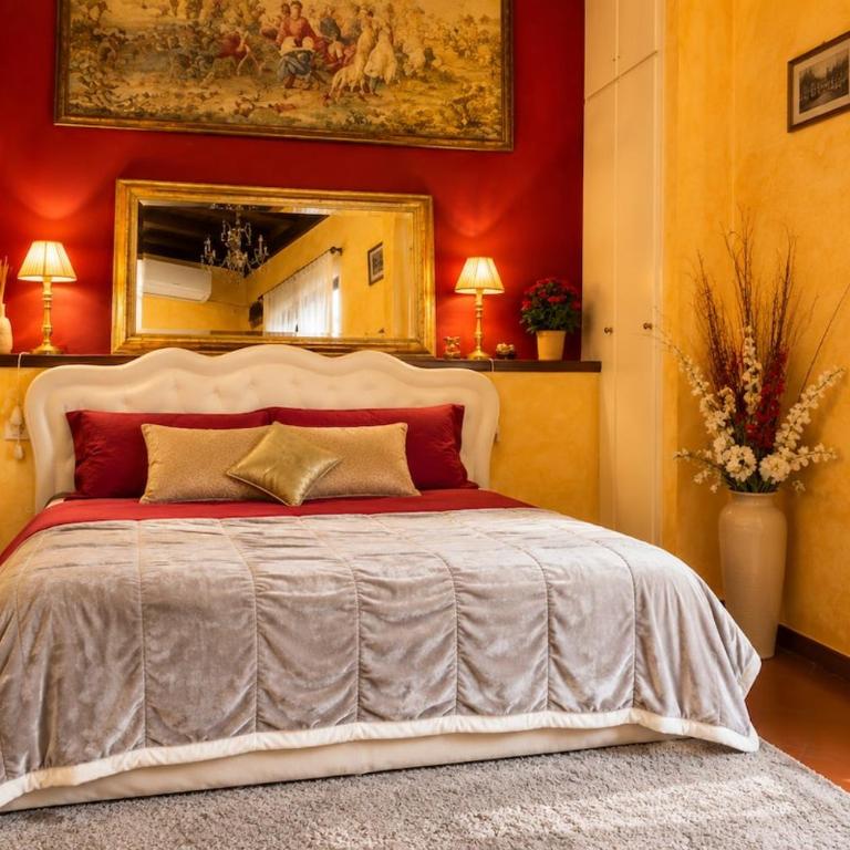Real Rustic Tuscany Style In Center - One-Bedroom Apartment - 3