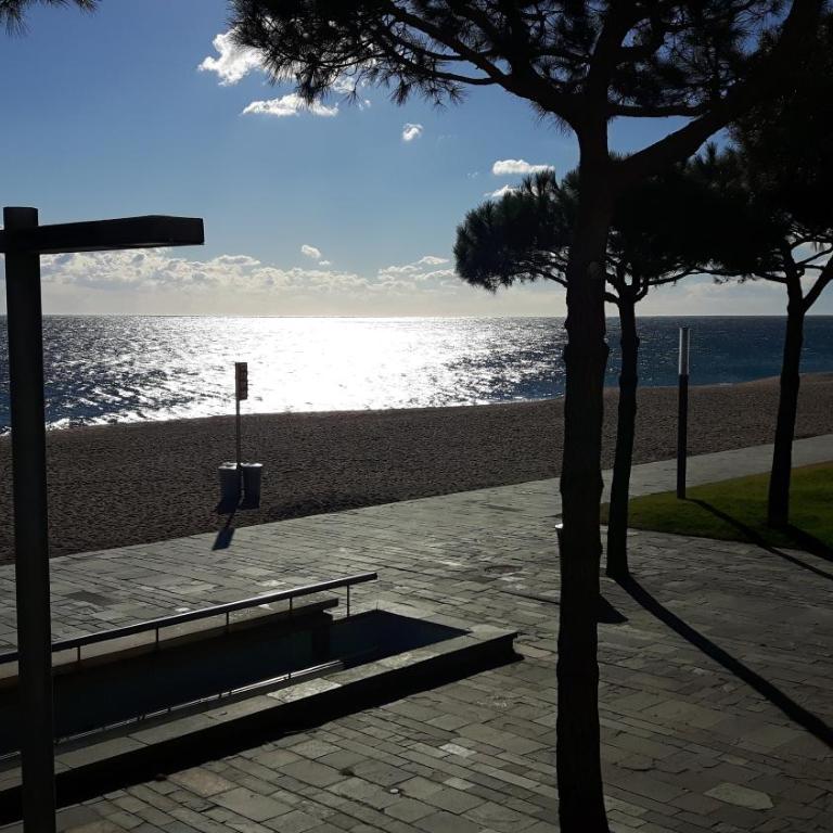 Apartamentos Catalunya - Apartamento con vistas al mar - 1