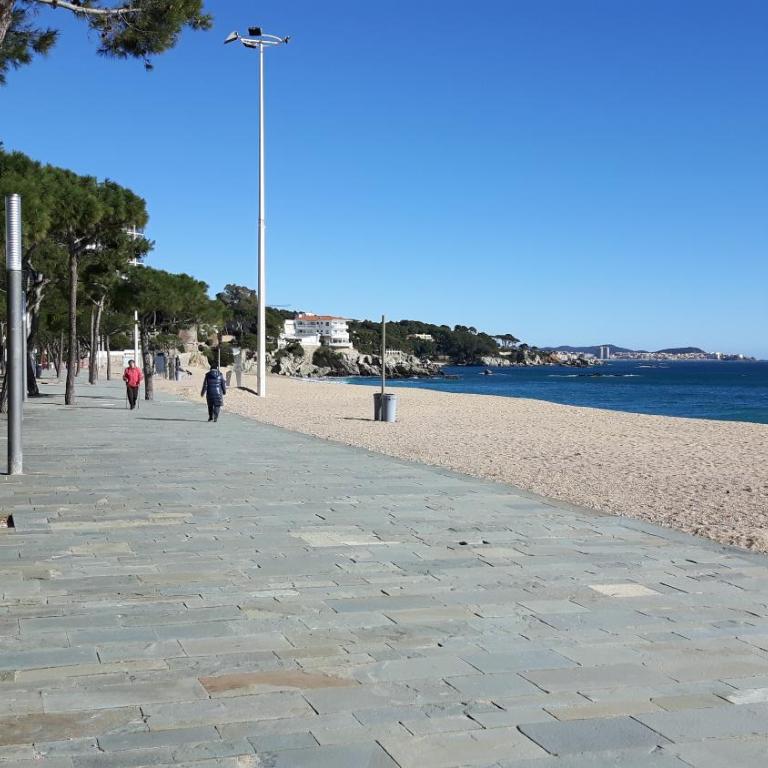 Apartamentos Catalunya - Apartamento con vistas al mar - 14