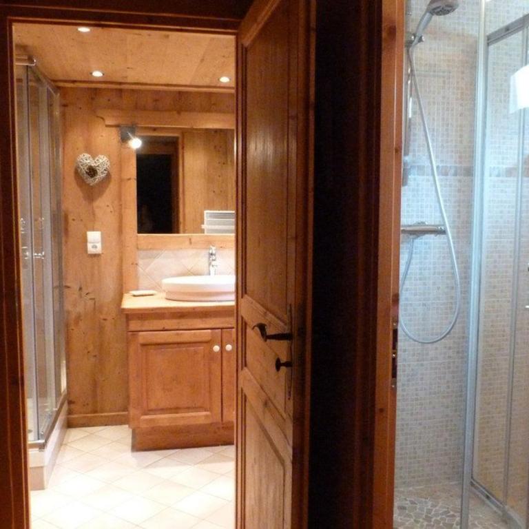 Chalet rÃ©novÃ© avec goÃ»t - 9 pers. - FR-1-886-84 - Chalet - 15