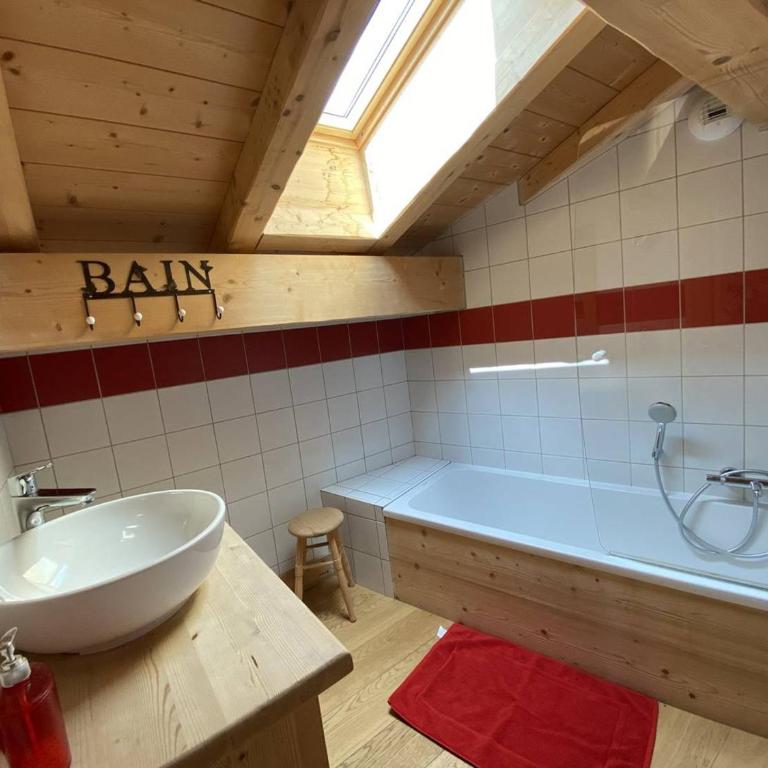 Chalet neuf vue panoramique - 8 pers. - FR-1-886-75 - Chalet - 6