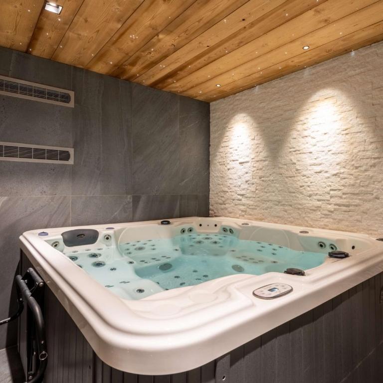 Appartement moderne, jacuzzi - 14 pers. - FR-1-671-380 - Appartement - 4