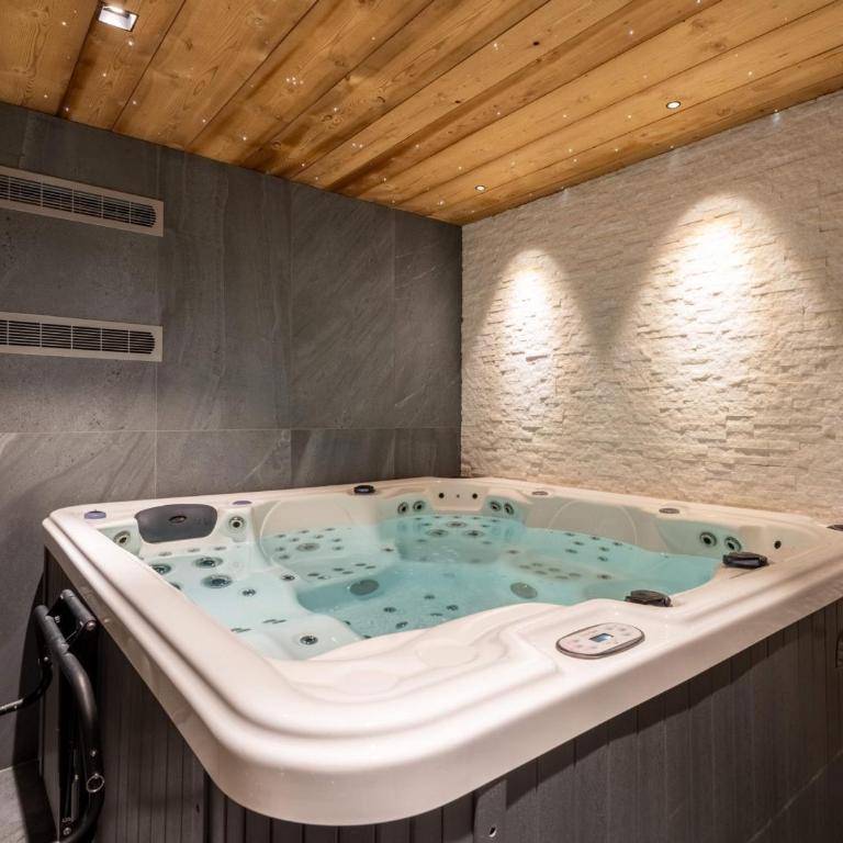 Appartement avec parking - 4 pers. - FR-1-671-379 - Appartement - 5
