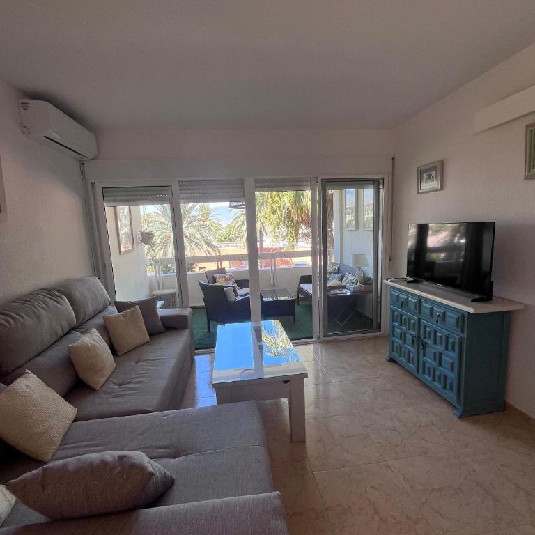 Lovely 2 bedroom apartment near the beach - Appartamento - 2