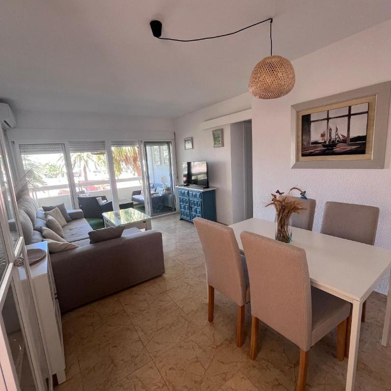Lovely 2 bedroom apartment near the beach - Appartamento - 1