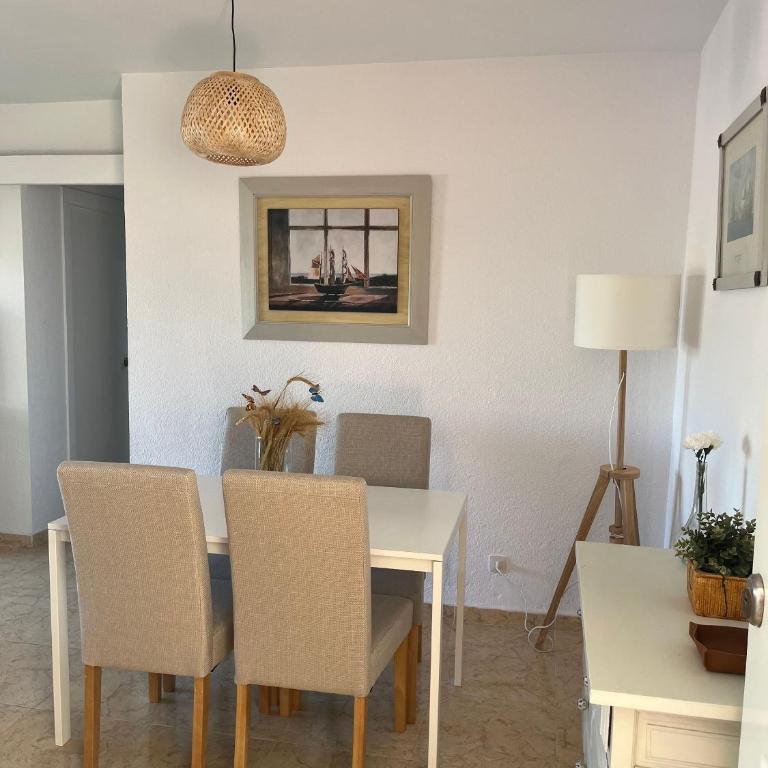 Lovely 2 bedroom apartment near the beach - Appartamento - 8