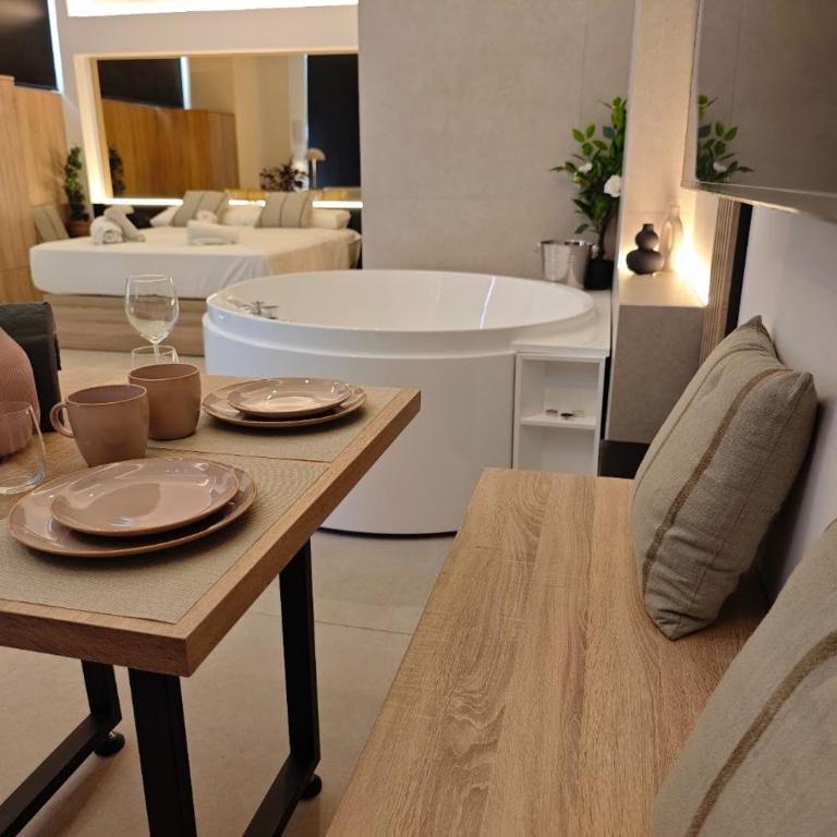 Málaga ROSE 6 Suite con Jacuzzi Privado - BY N&N LUXE PROPERTIES - Apartamento de 1 dormitorio - 30