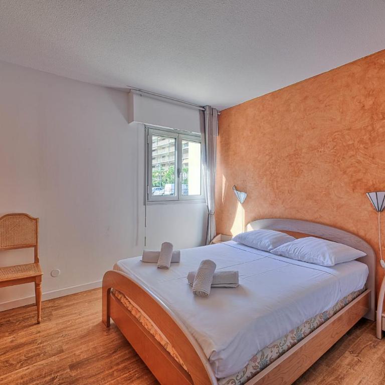 Charmant avec terrasse à 10 min de Cannes - Appartement - 8