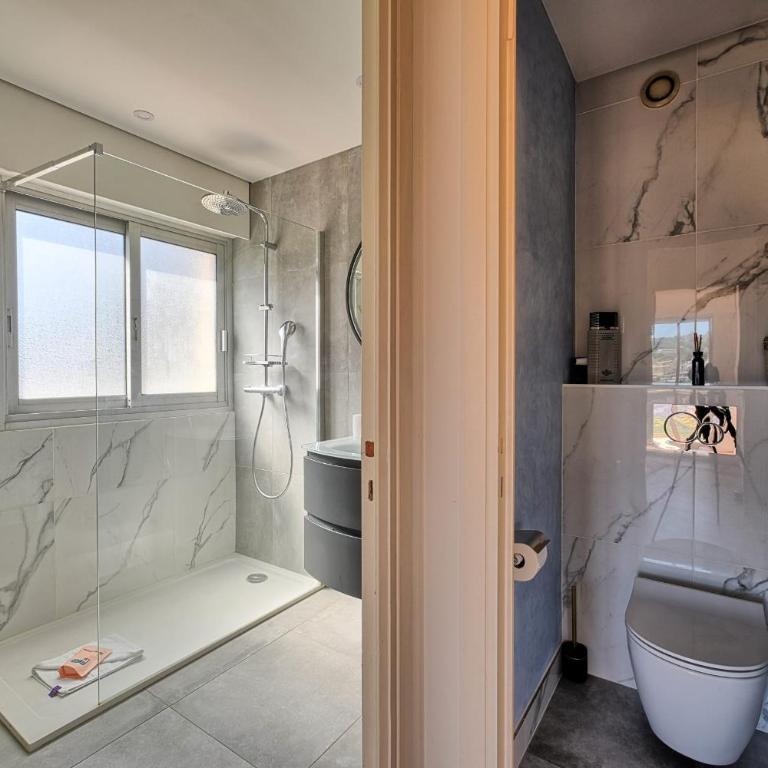 Charmant avec terrasse à 10 min de Cannes - Appartement - 18