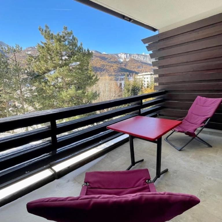 Cosy T2 with sunny terrace in Saint-Chaffrey - Appartement - 2