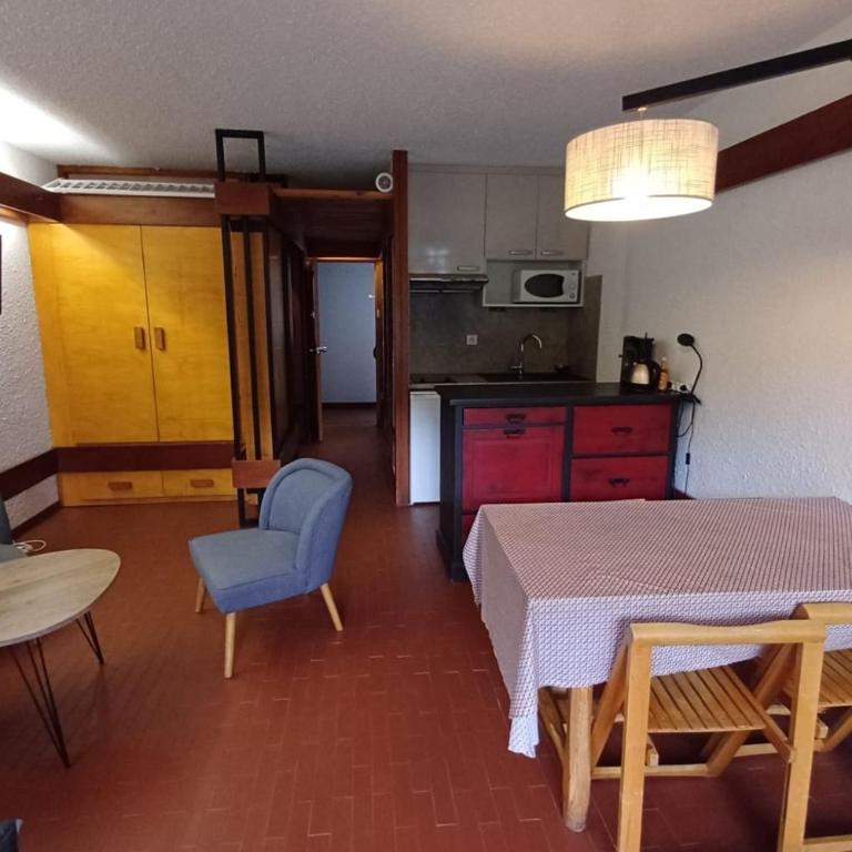 Cosy T2 with sunny terrace in Saint-Chaffrey - Appartement - 8