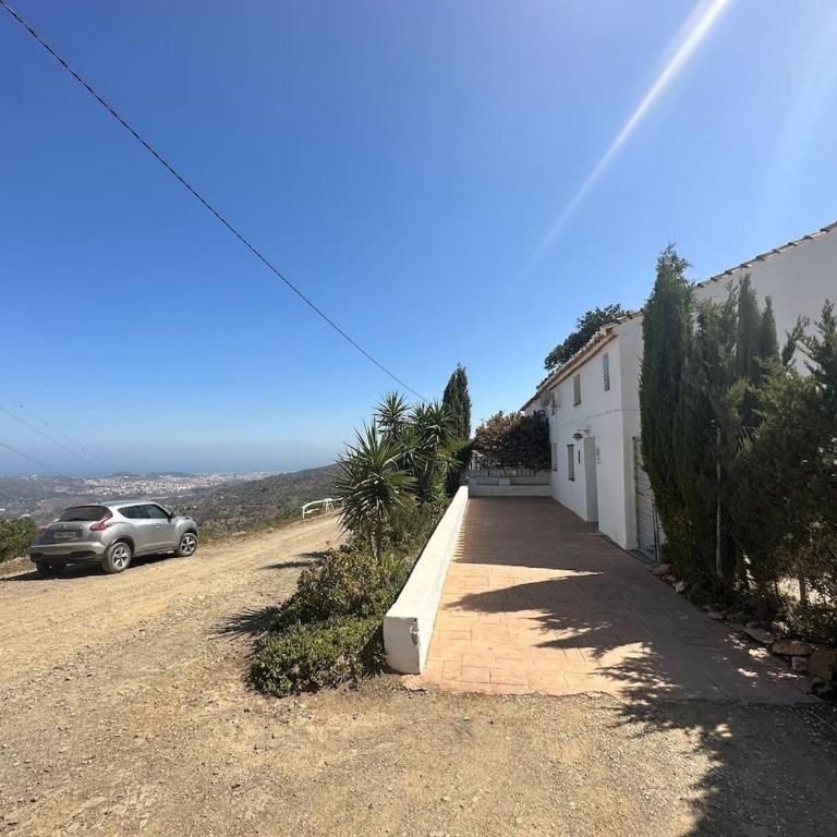 Las Golondrinas Villa with Mountain View - Casa - 9