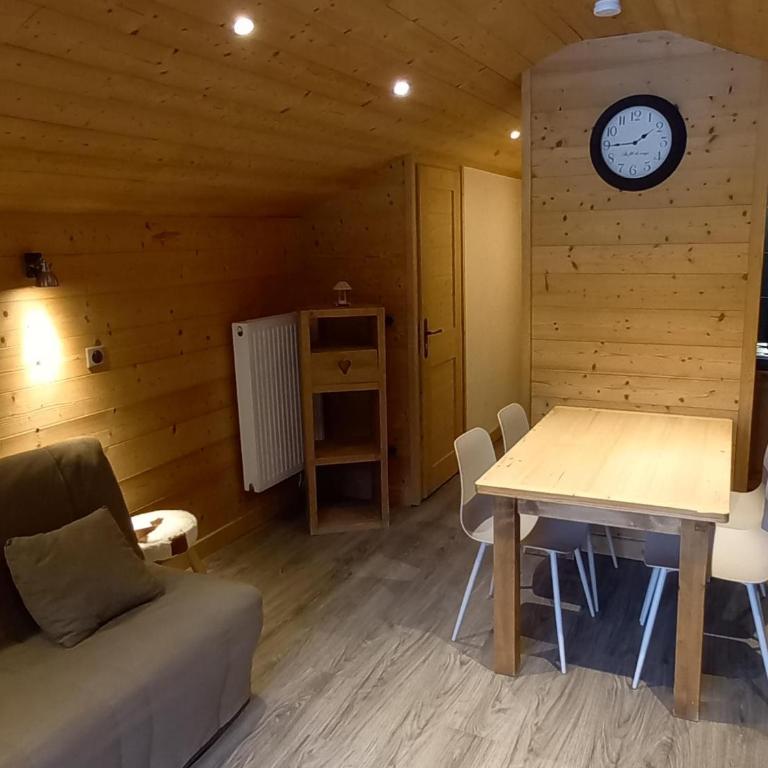 Appartement cosy 4 pers avec animaux admis et parking privé - FR-1-467-113 - Appartement - 4