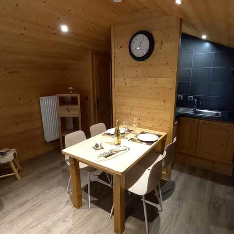 Appartement cosy 4 pers avec animaux admis et parking privé - FR-1-467-113 - Appartement - 5
