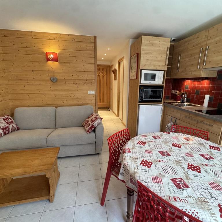 Studio cabine centre station - 4 pers. - FR-1-836-67 - Appartement - 1