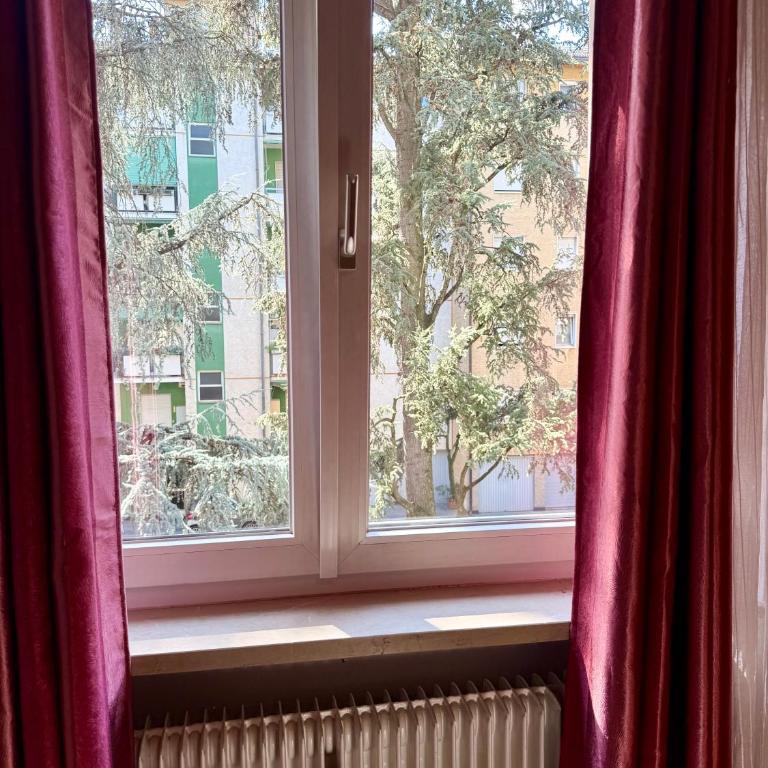 Appartamento Bolzano - Vittorio Veneto - Parcheggio incluso - King Room with Balcony - 4