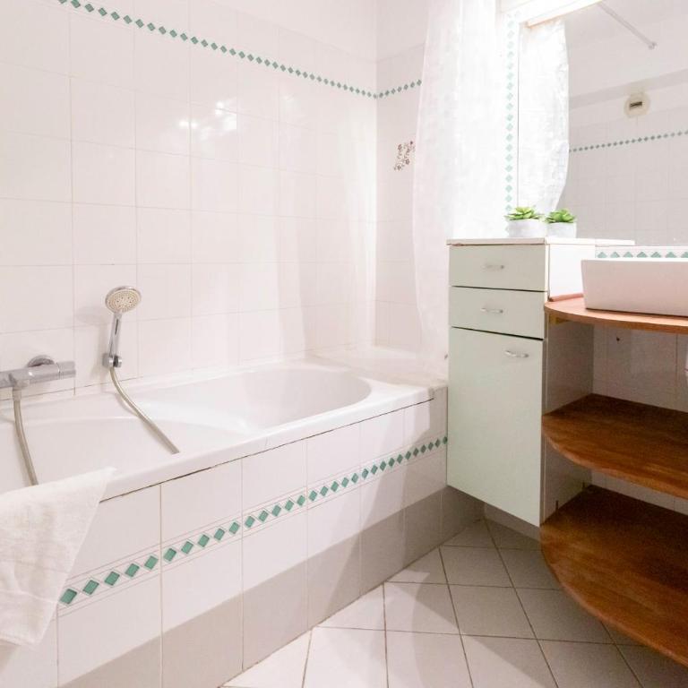 Palm Beach 3 BDR apartment with terrasse & parking close beaches - Apartamento - 8