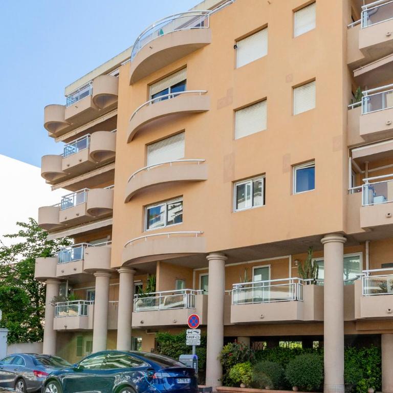 Palm Beach 3 BDR apartment with terrasse & parking close beaches - Apartamento - 22