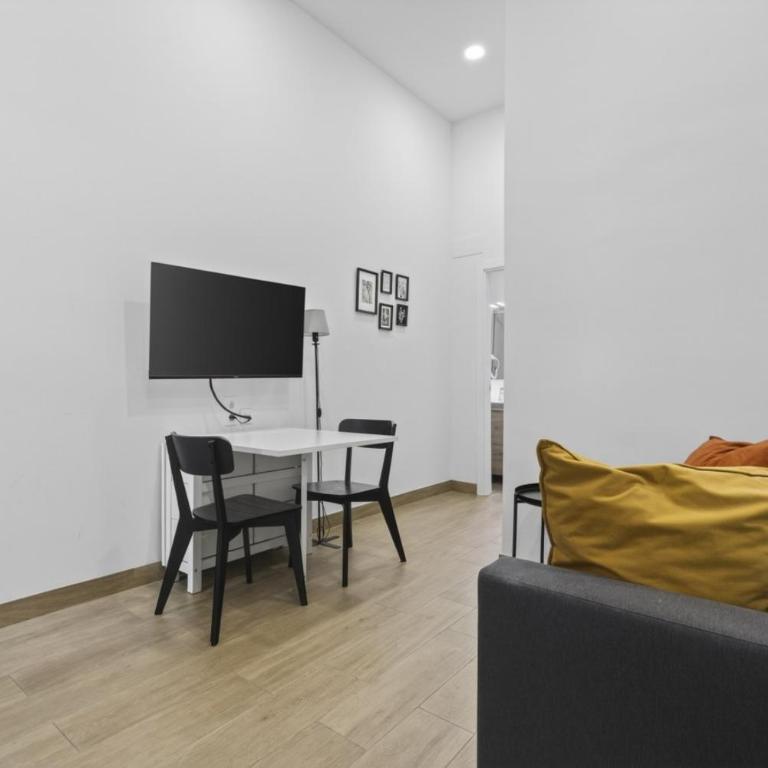 Triana Suite Apartament - Suite Doble Estándar - 4