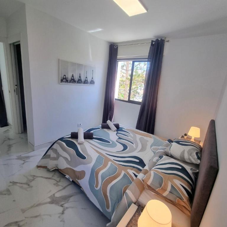 Playa Torviscas 2-Bed, 2-Bath Apartment with Pools & Jacuzzi - Apartamento de 2 dormitorios - 37