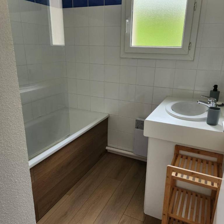 Villa Naiades - Three-Bedroom House - 4