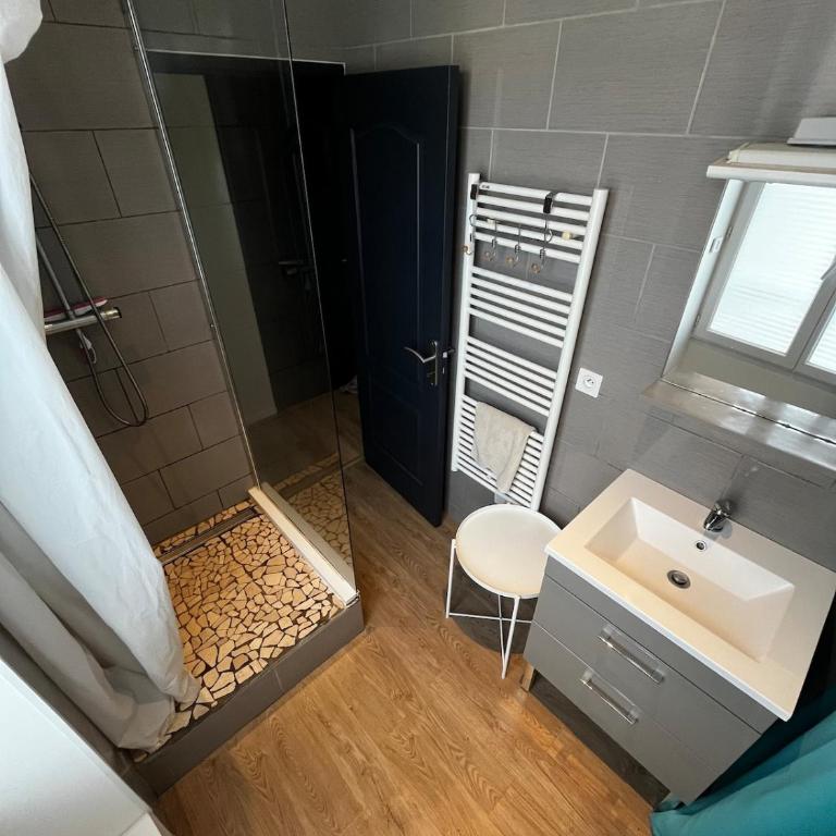 Appartement entier à deux pas de la gare - Appartement 2 Chambres - 12