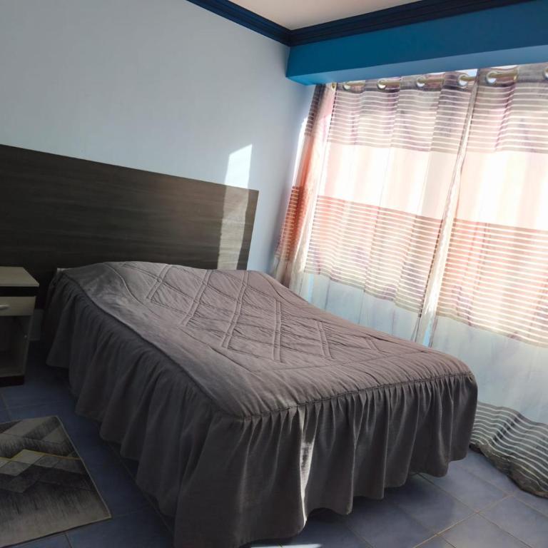 Reflejos de Uyuni - Double Room with Shared Bathroom - 1