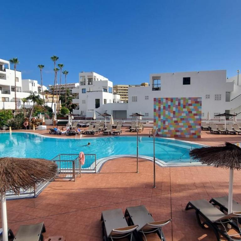 Playa Torviscas 2-Bed, 2-Bath Apartment with Pools & Jacuzzi - Apartamento de 2 dormitorios - 63