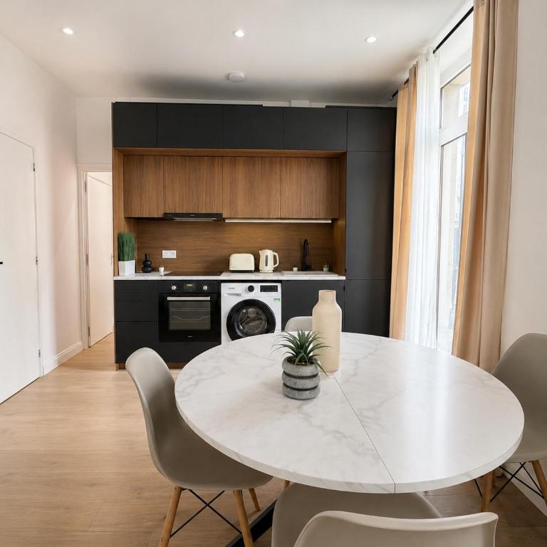 Élégant Appartement 2 pièces au 5e Arrondissement - Appartement 1 Chambre - 17