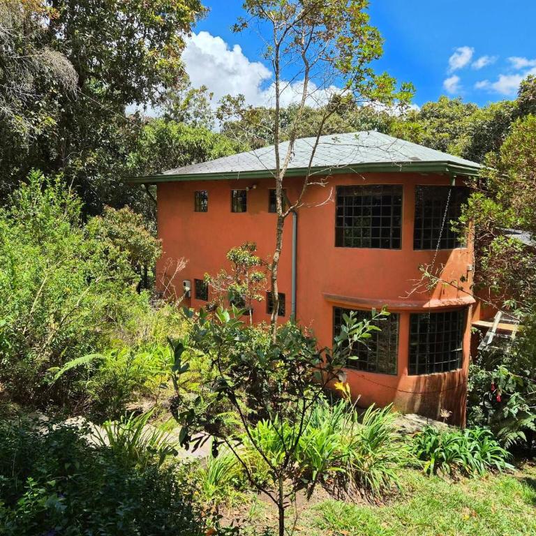 House for 10 in an oak forest Santa Elena - Casa - 5