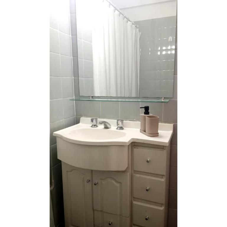 Luminoso Departamento en Recoleta para 4 con Balcón - Apartamento de 1 dormitorio - 5