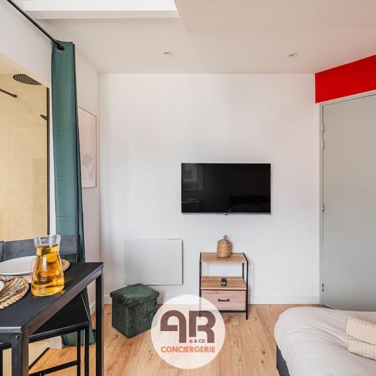 La Casa Italia - Studio rénové - Proche gare - 2 pers - Appartement 1 Chambre - 9