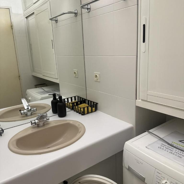 Perle rare 2 pièces au pied de la plage et piscine résidence - Apartment mit 1 Schlafzimmer - 13