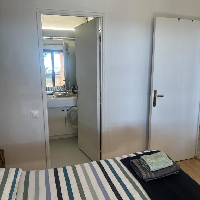 Perle rare 2 pièces au pied de la plage et piscine résidence - Apartment mit 1 Schlafzimmer - 10