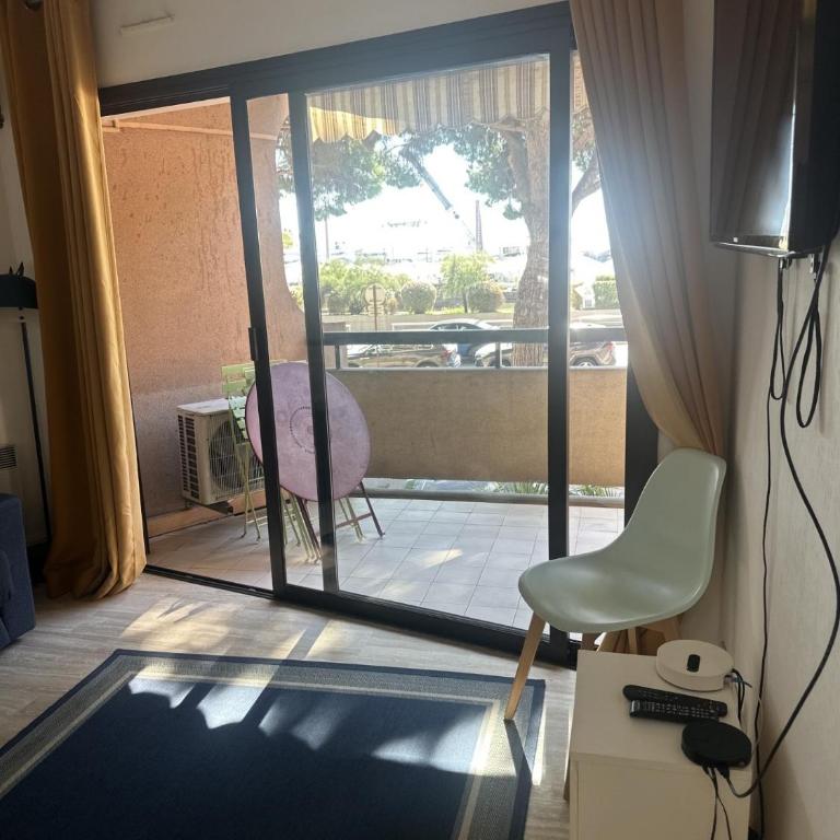 Perle rare 2 pièces au pied de la plage et piscine résidence - Apartment mit 1 Schlafzimmer - 6