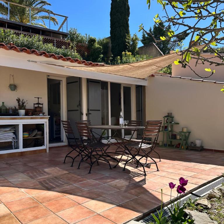 Villa 4-5 personnes colline de Valcros, vue magnifique et piscine privative - Maison 2 Chambres - 4