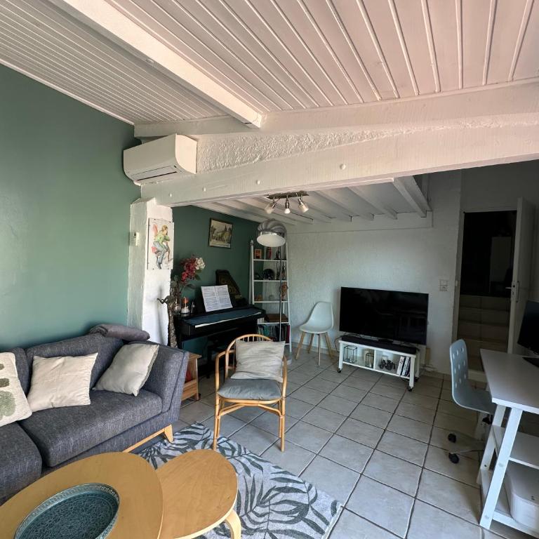 Villa 4-5 personnes colline de Valcros, vue magnifique et piscine privative - Maison 2 Chambres - 11