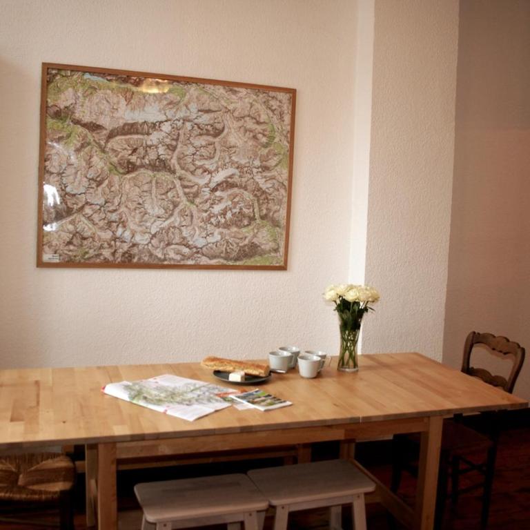 Maison Viennois, Fabulous Bike Friendly Town House, Bourg d'Oisans centre - Maison de Vacances 4 Chambres - 15