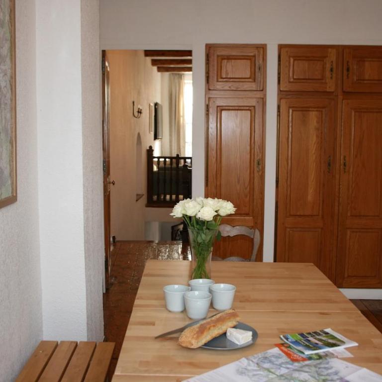 Maison Viennois, Fabulous Bike Friendly Town House, Bourg d'Oisans centre - Maison de Vacances 4 Chambres - 14