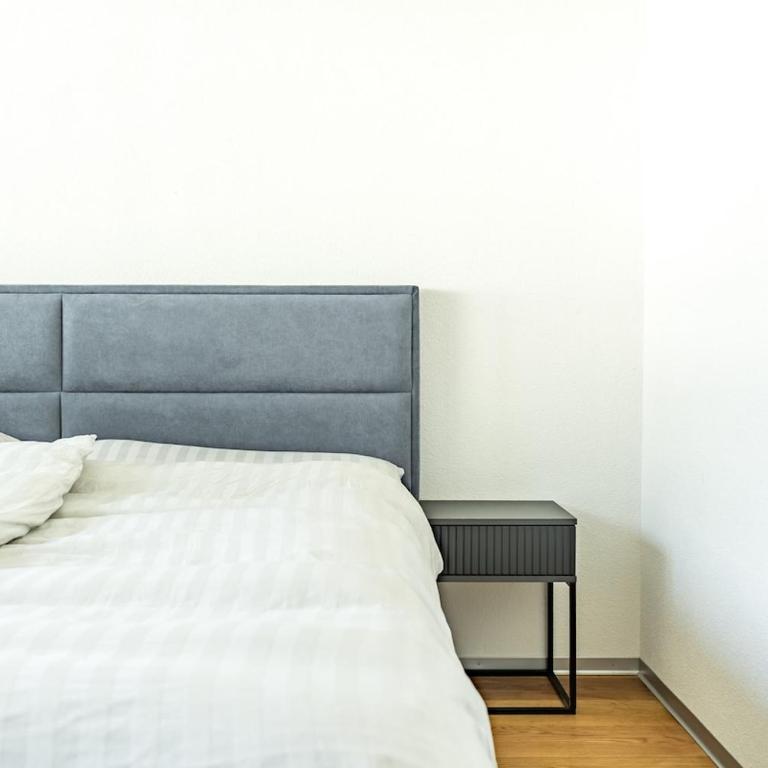 Moderne 2,5-Zimmerwohnung - direkt am Bahnhof Brig - Apartment mit 1 Schlafzimmer - 13