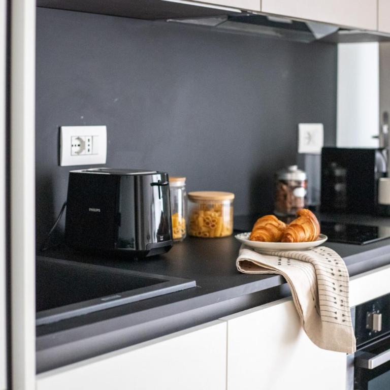The Best Rent - One-Bedroom Apartment in Dateo - Appartamento Standard - 22