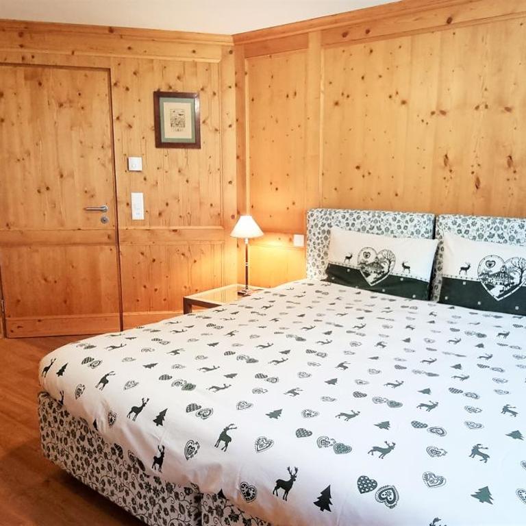 Chesa Üertsch - Apartment mit 3 Schlafzimmern - 1
