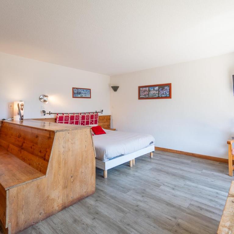 Hôtel & Spa La Ferme de l'Izoard - Chambre Familiale avec Balcon - 14