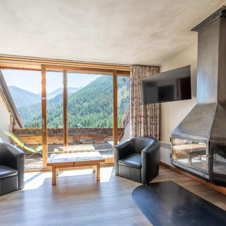 Hôtel & Spa La Ferme de l'Izoard - Suite Familiale avec Balcon - 12