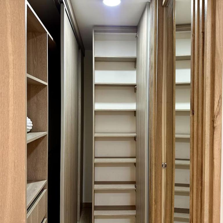 Lujo y confort frente clínicas con AC y Balcón - Apartamento de 2 dormitorios - 20